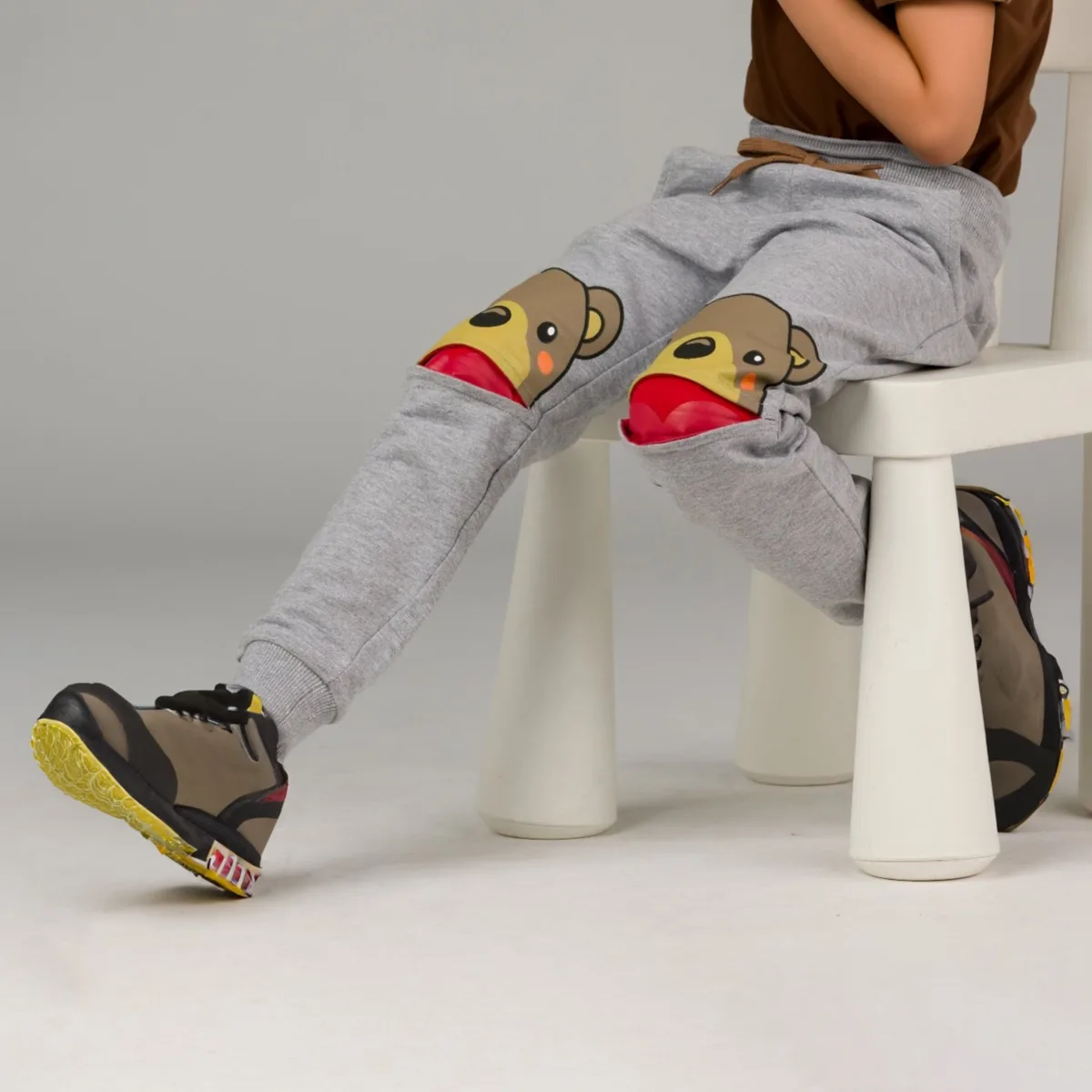 Bear 3D Knee Pants detail view