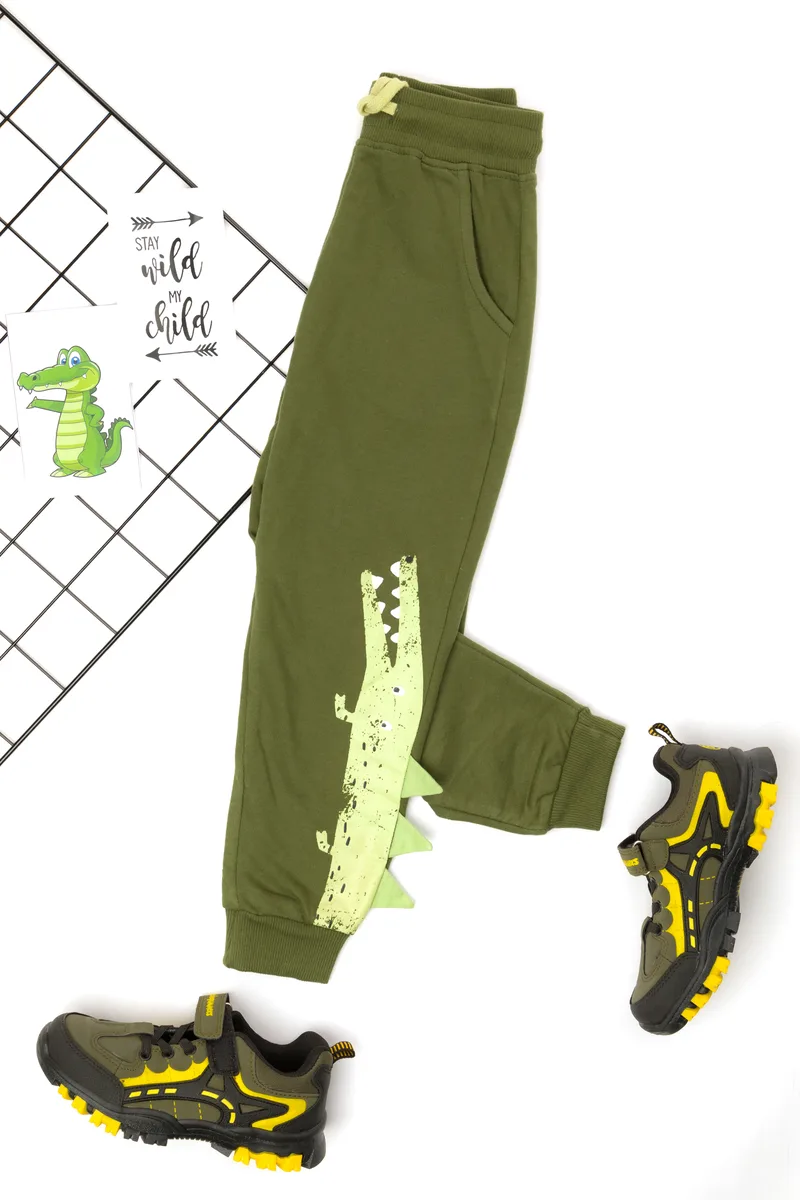 Crocodile 3D Knee Pants front view