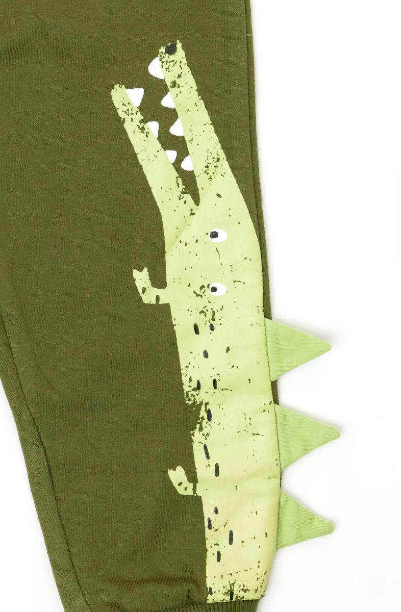 Crocodile 3D Knee Pants side view