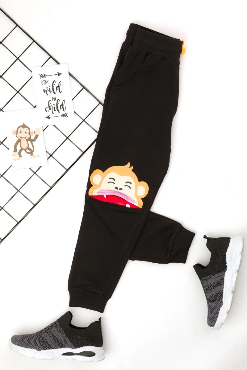 Monkey 3D Knee Pants detail view